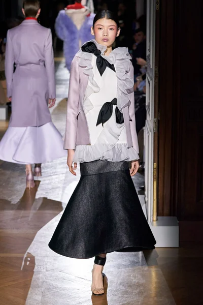 Look 27